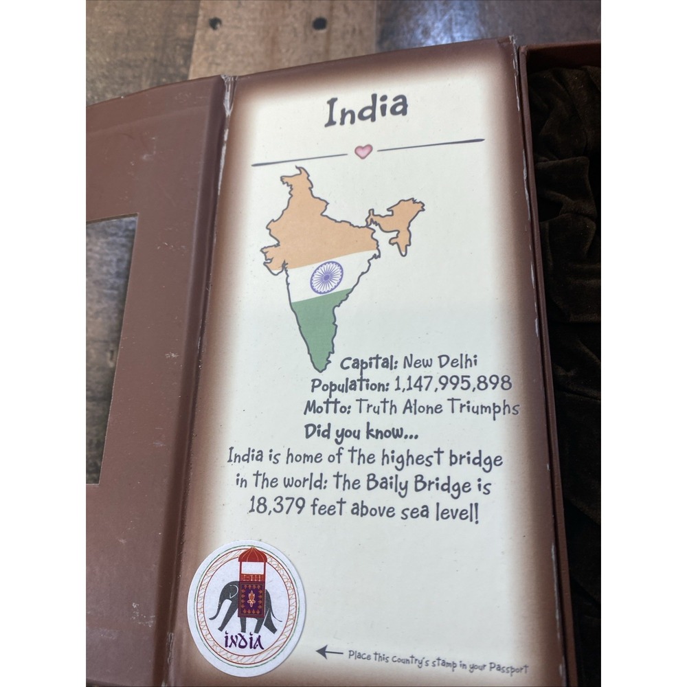 Hello Friends India Rama 2008 Pavilion Gift Company #73502 With Travel Case - Picture 3 of 16
